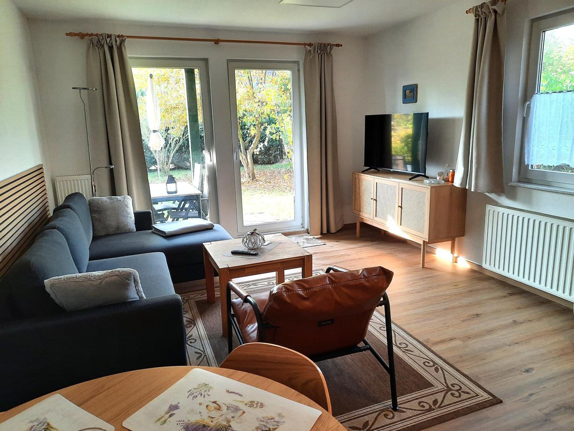 Ferienhaus Sasse Ferienwohnungen Mit Garten & Grill Molschow Ruang foto
